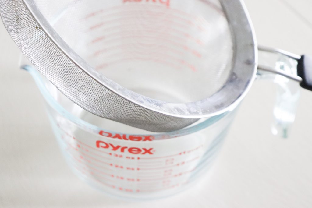 Pyrex and strainer